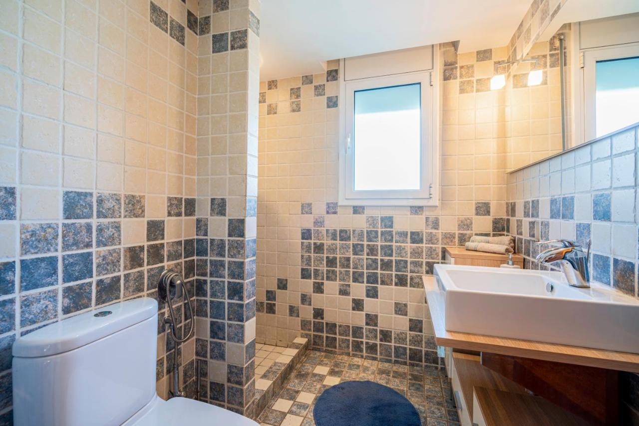 Casa Familiar Con Piscina Villa Llica d'Amunt Ngoại thất bức ảnh